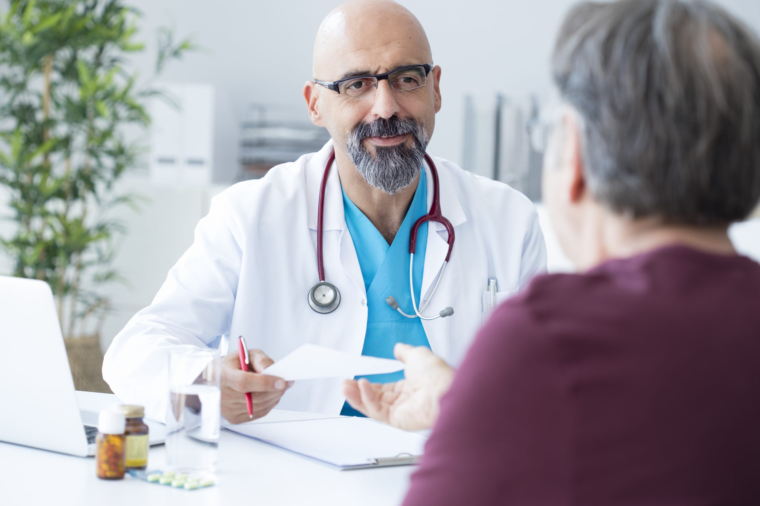 Male,Doctor,Talking,To,Patient